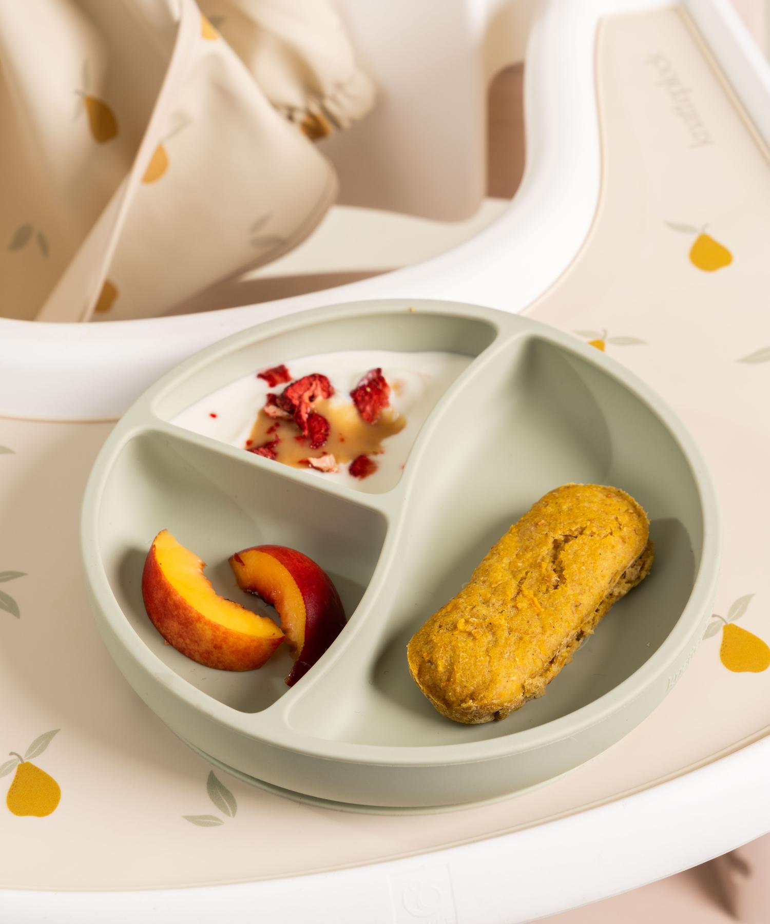 Inndelt barnetallerken med sugekopp Knatteplock