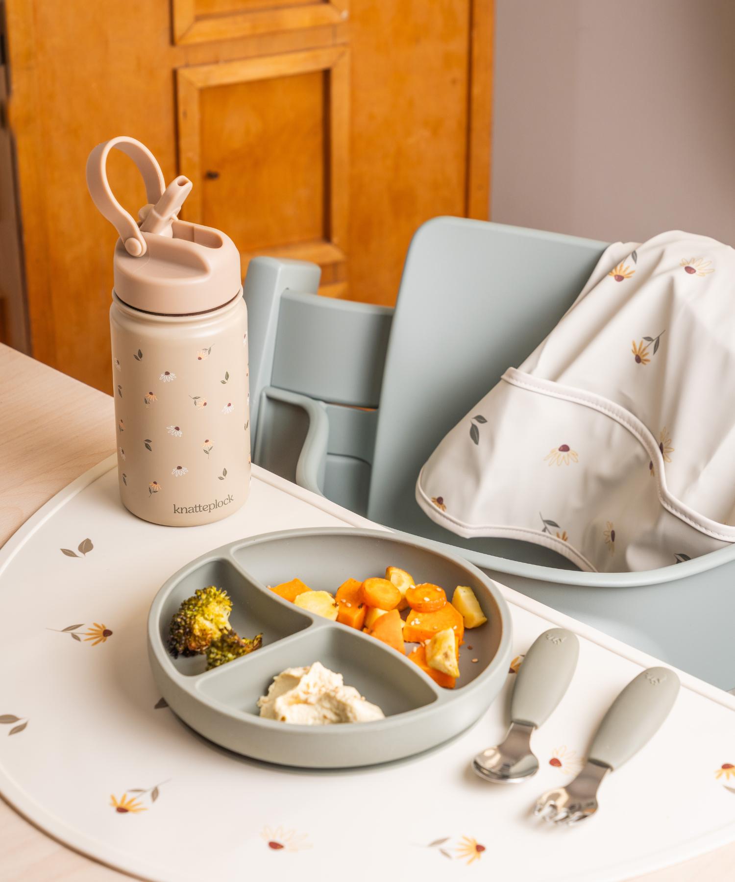 Smekke med ermer og lomme  - Sunny pear Knatteplock