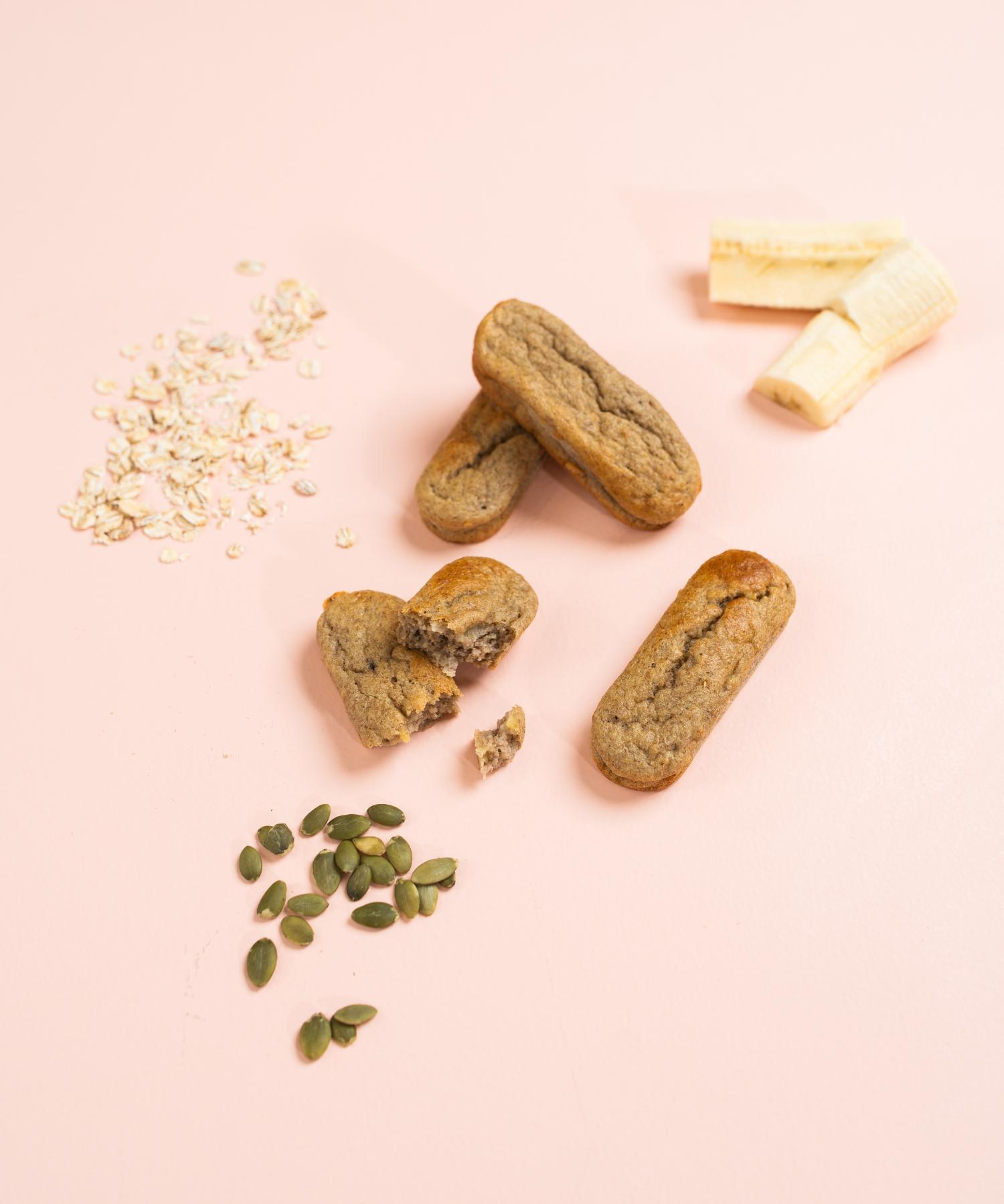 Silikonform for grøtpinner Dusty green Knatteplock